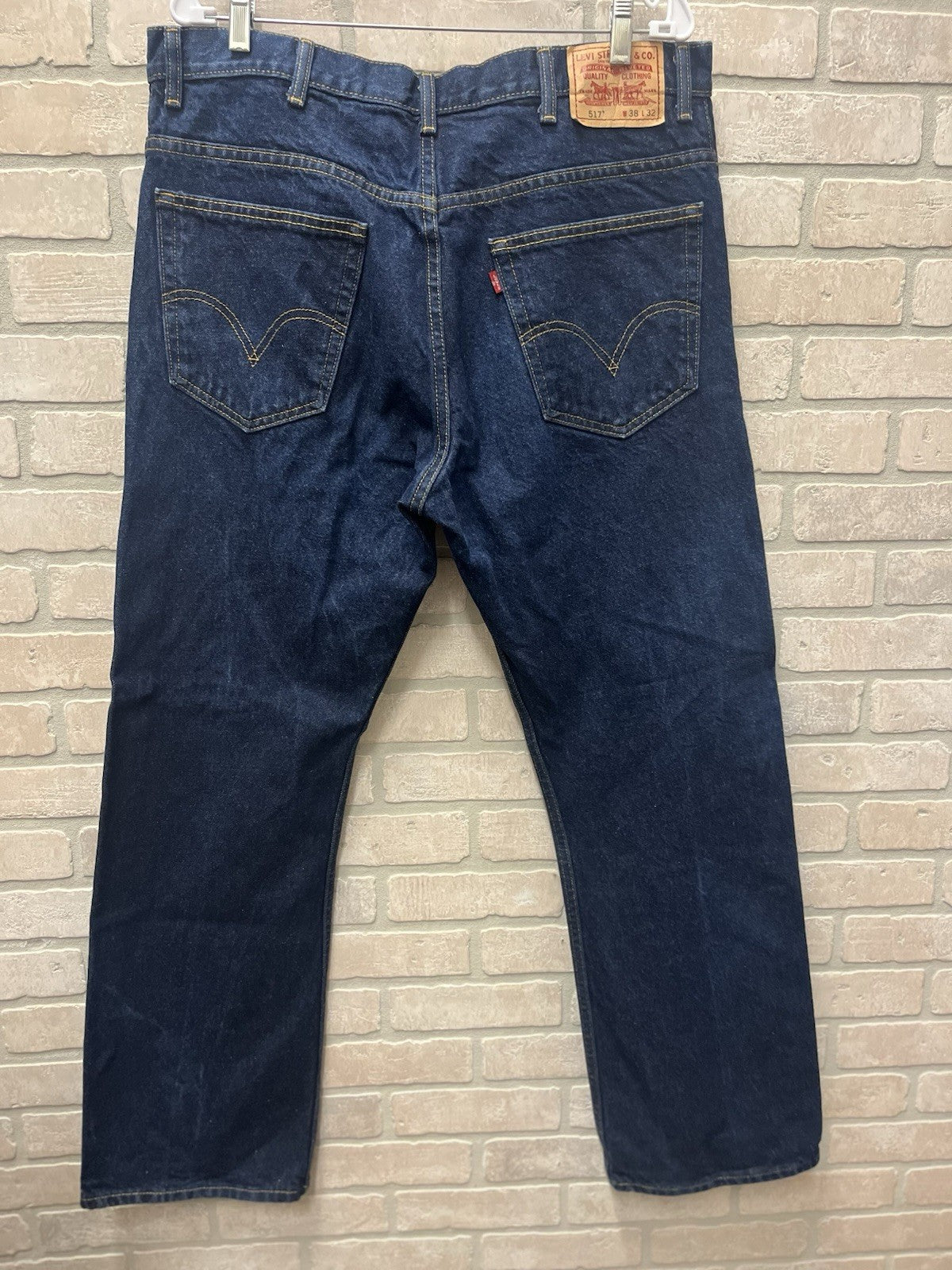 Levi’s 517 boot cut men’s Sz 38/ 32 denim Jean Light Wash VTG