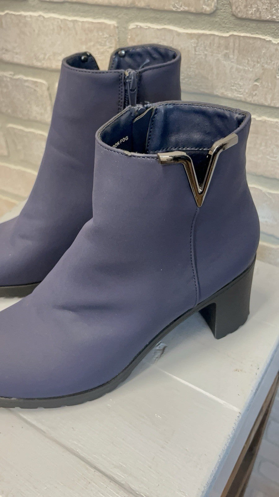 London Flag 3” Block Heel Booties – Blue Zip Up Size 7 Women’s Boots