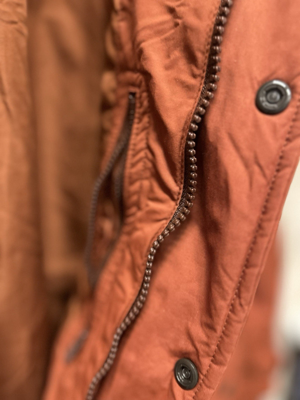 Gap Men's Soft Solid Relaxed Full Zip button  Hooded Jacket  True orange Sz M