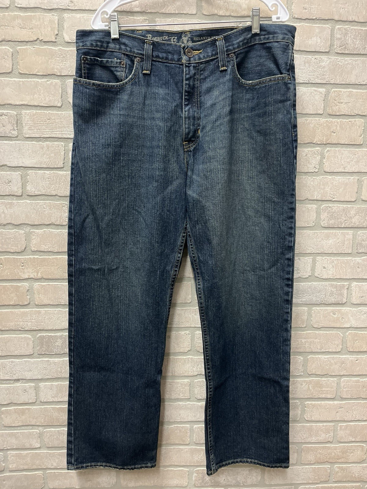 Roebuck & Co. Men’s denim jeans Sz 36/30 relaxed fit boot cut