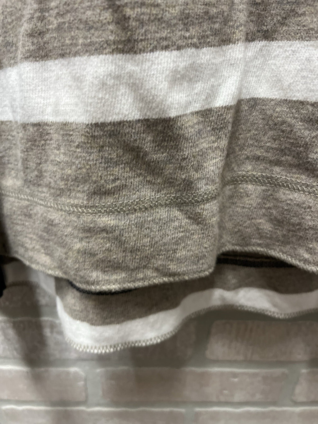 American Eagle men’s long sleeve pullover rugby style Sz L brown stripe NWT