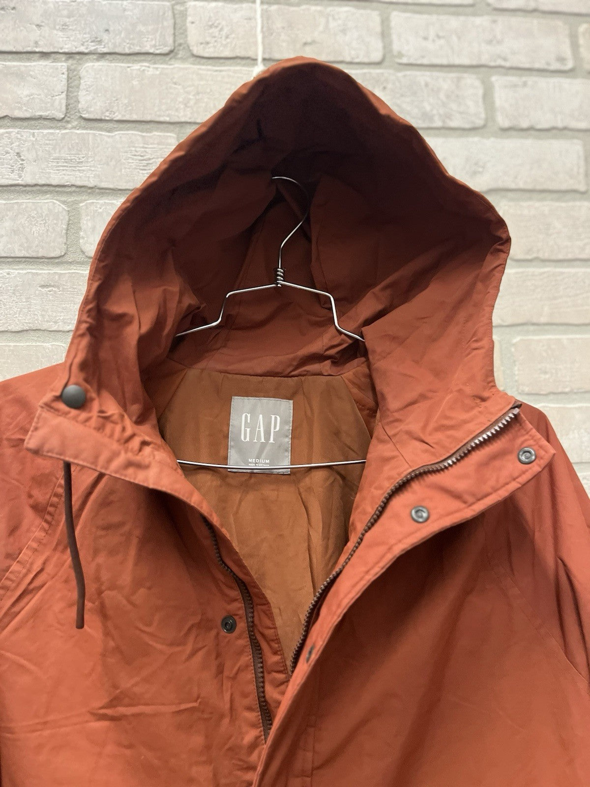 Gap Men's Soft Solid Relaxed Full Zip button  Hooded Jacket  True orange Sz M