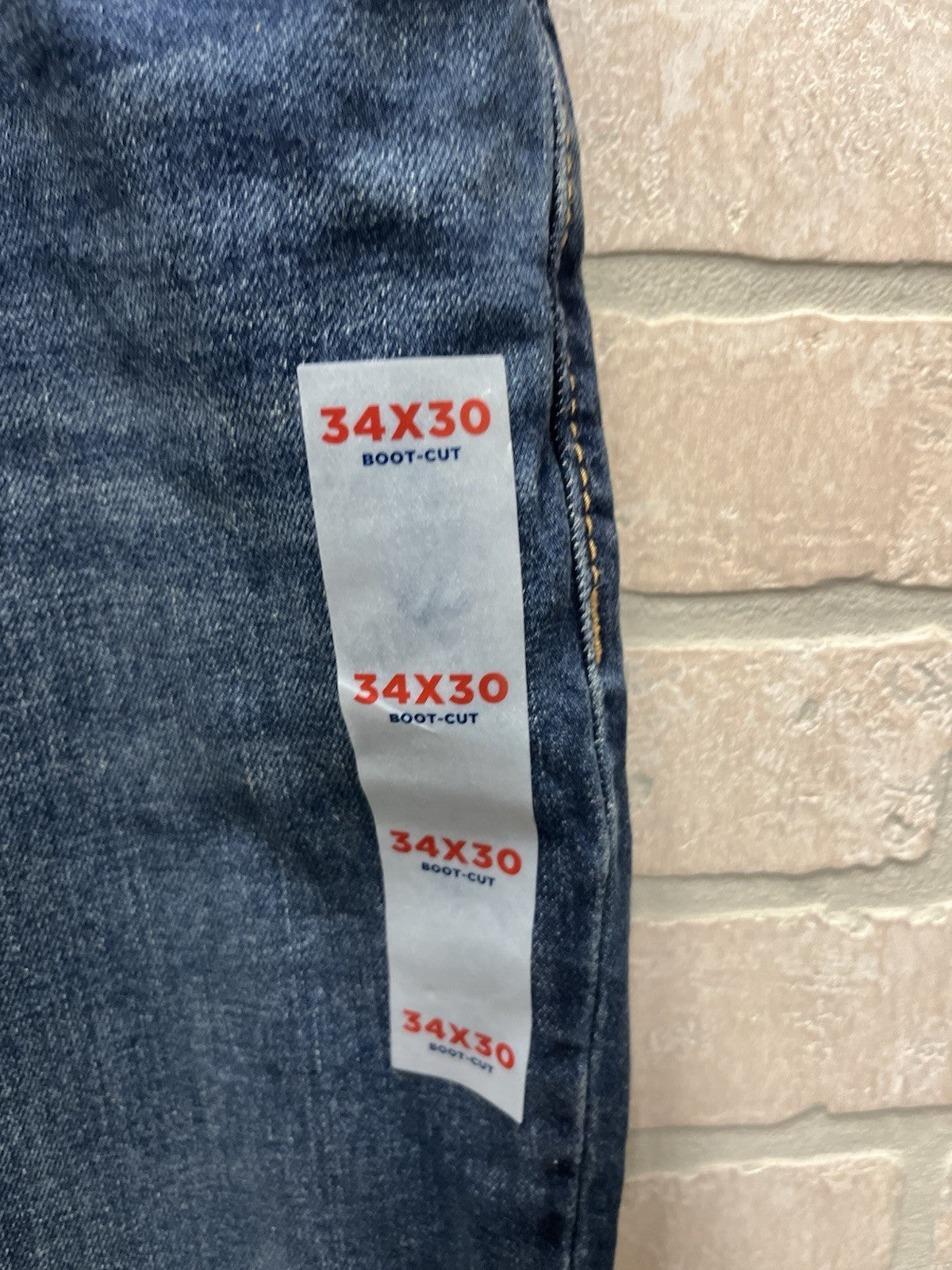 Old Navy men’s  Denim Jeans Boot, cut Sz 34/ 30 cowboy NWT