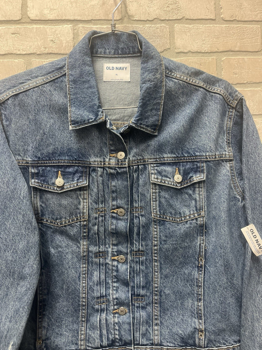 Old Navy woman’s blue denim trucker jacket button down Sz XL 100% cotton NWT