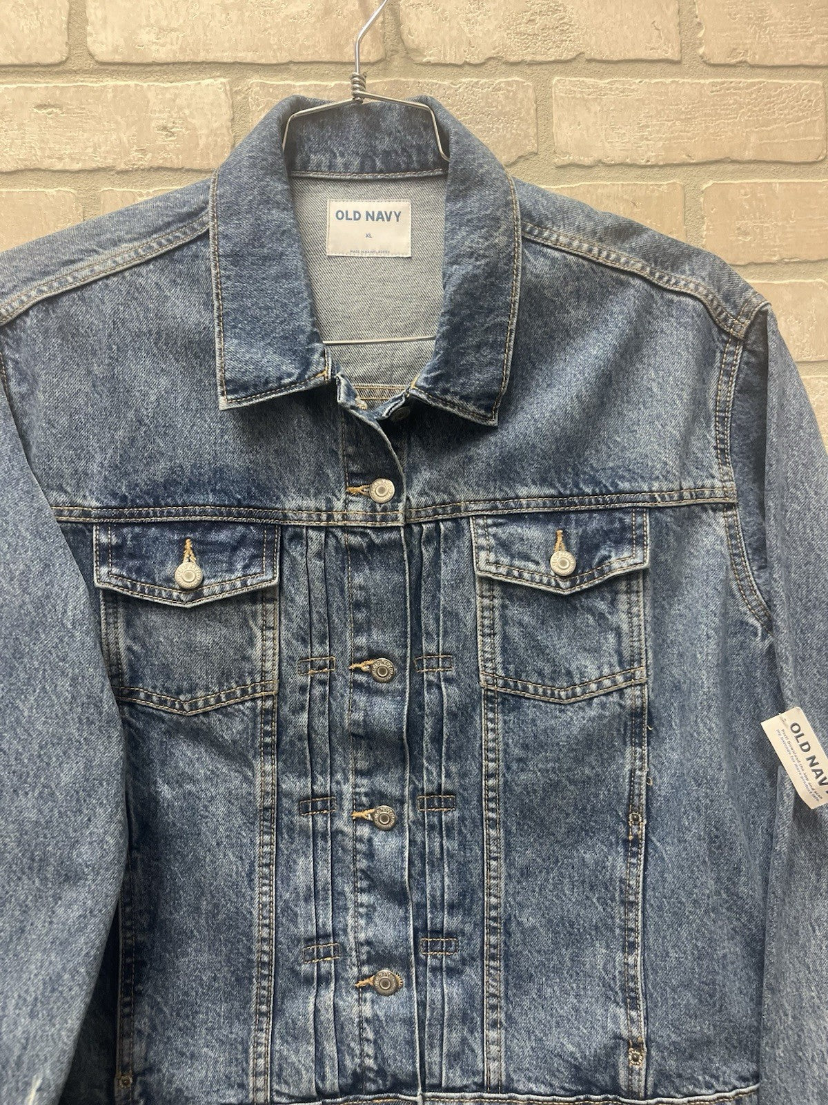 Old Navy woman’s blue denim trucker jacket button down Sz XL 100% cotton NWT