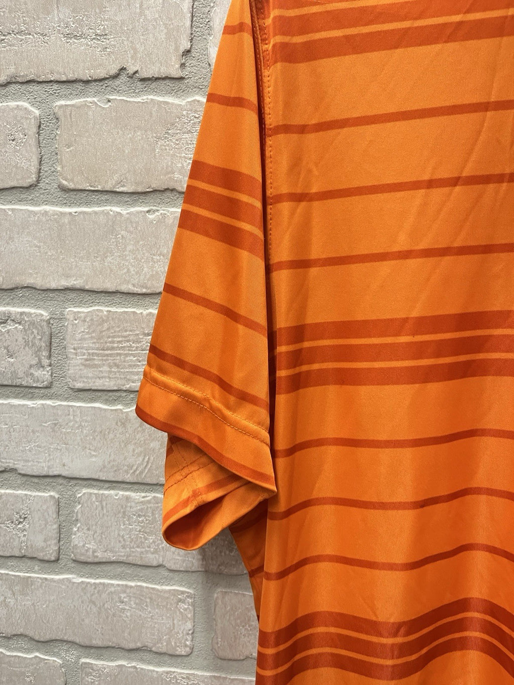 Columbia polo man shirt Sz XL orange Omni-shade activewear NWT