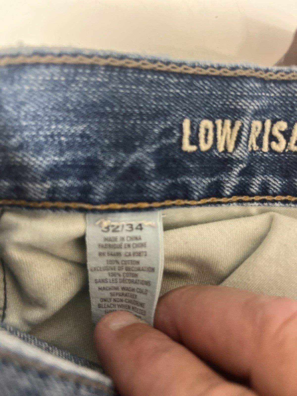 American Eagle men’s jeans Sz 29/34 air flex original boot cut blue denim
