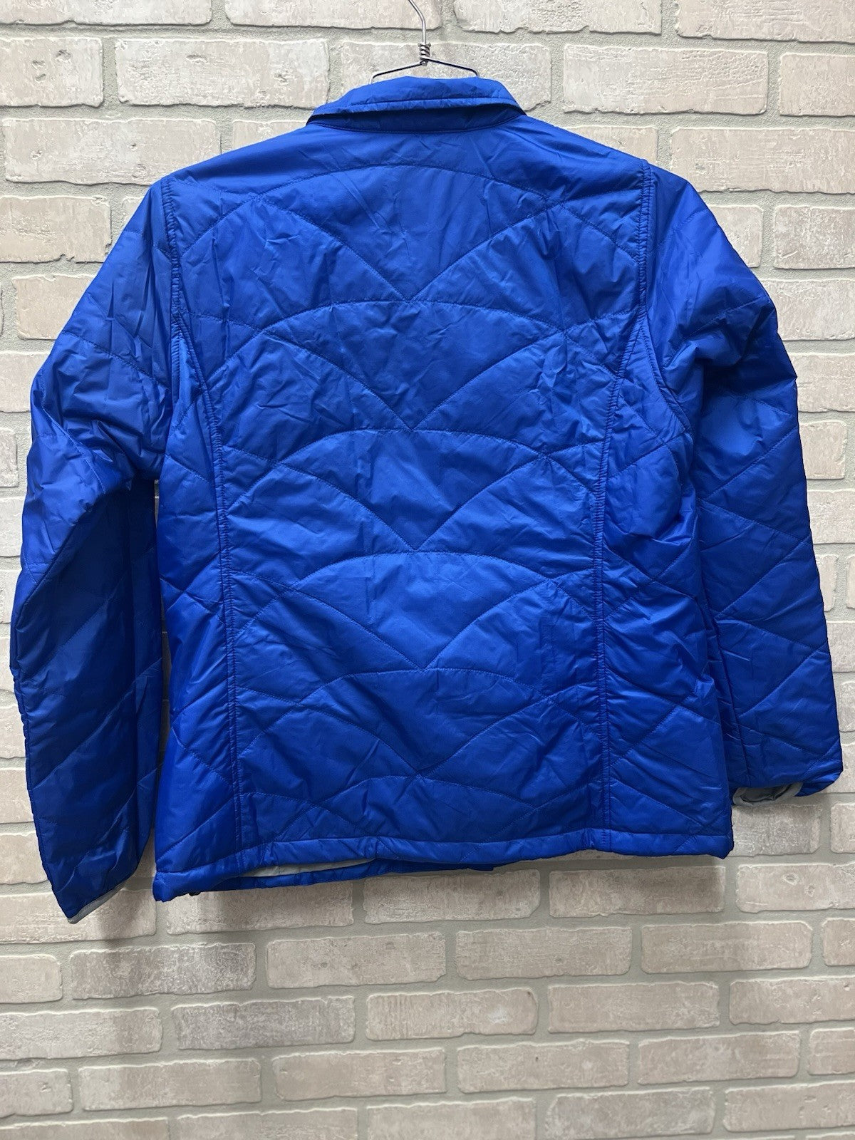 L.L. Bean men’s Puffer jacket Sz L Blue performance Active