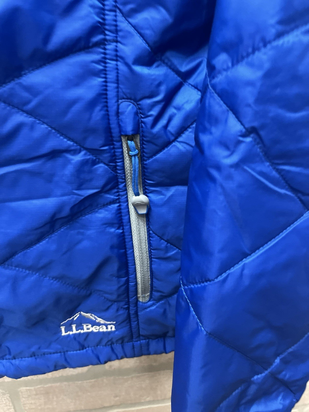 L.L. Bean men’s Puffer jacket Sz L Blue performance Active