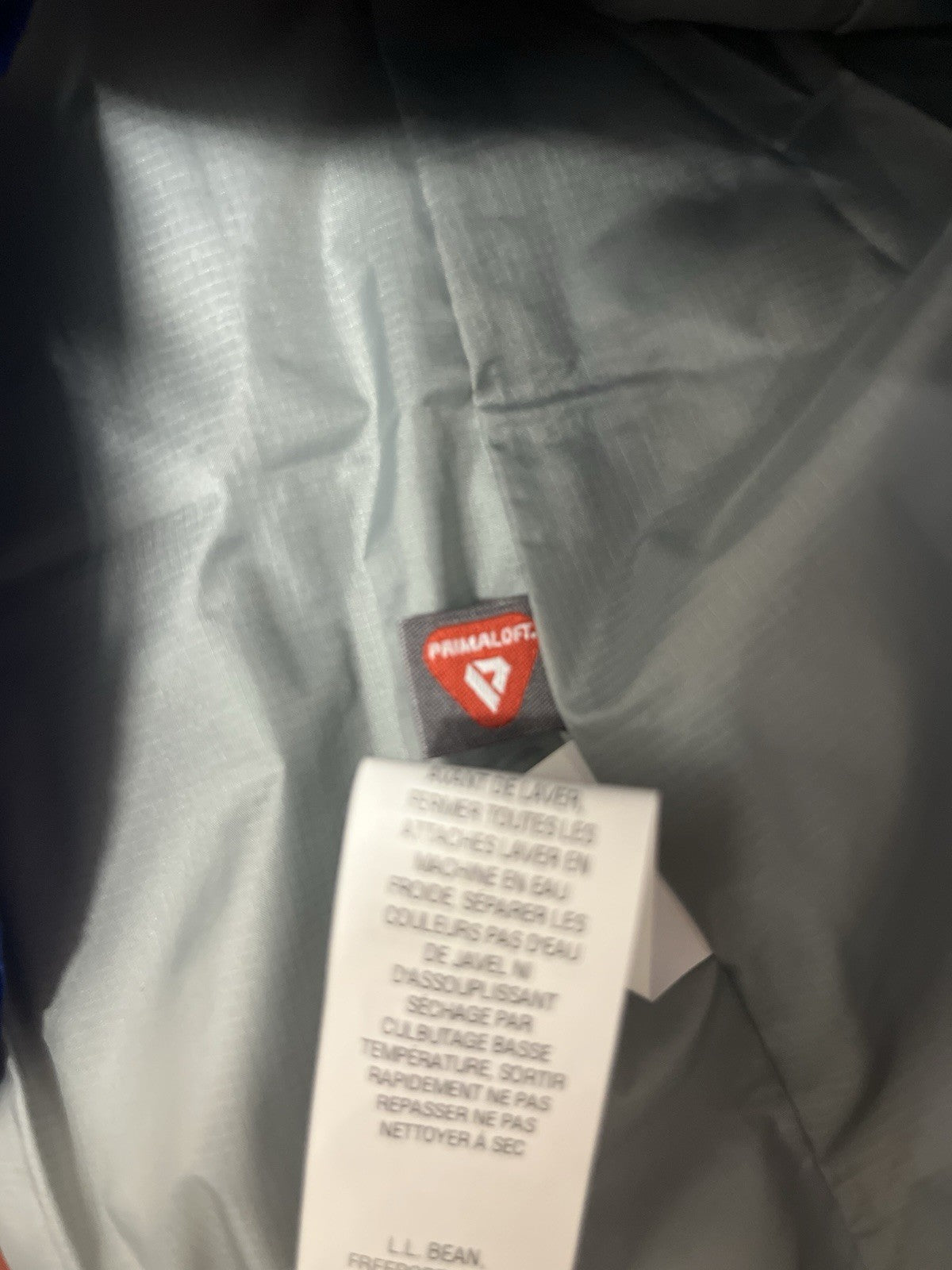L.L. Bean men’s Puffer jacket Sz L Blue performance Active