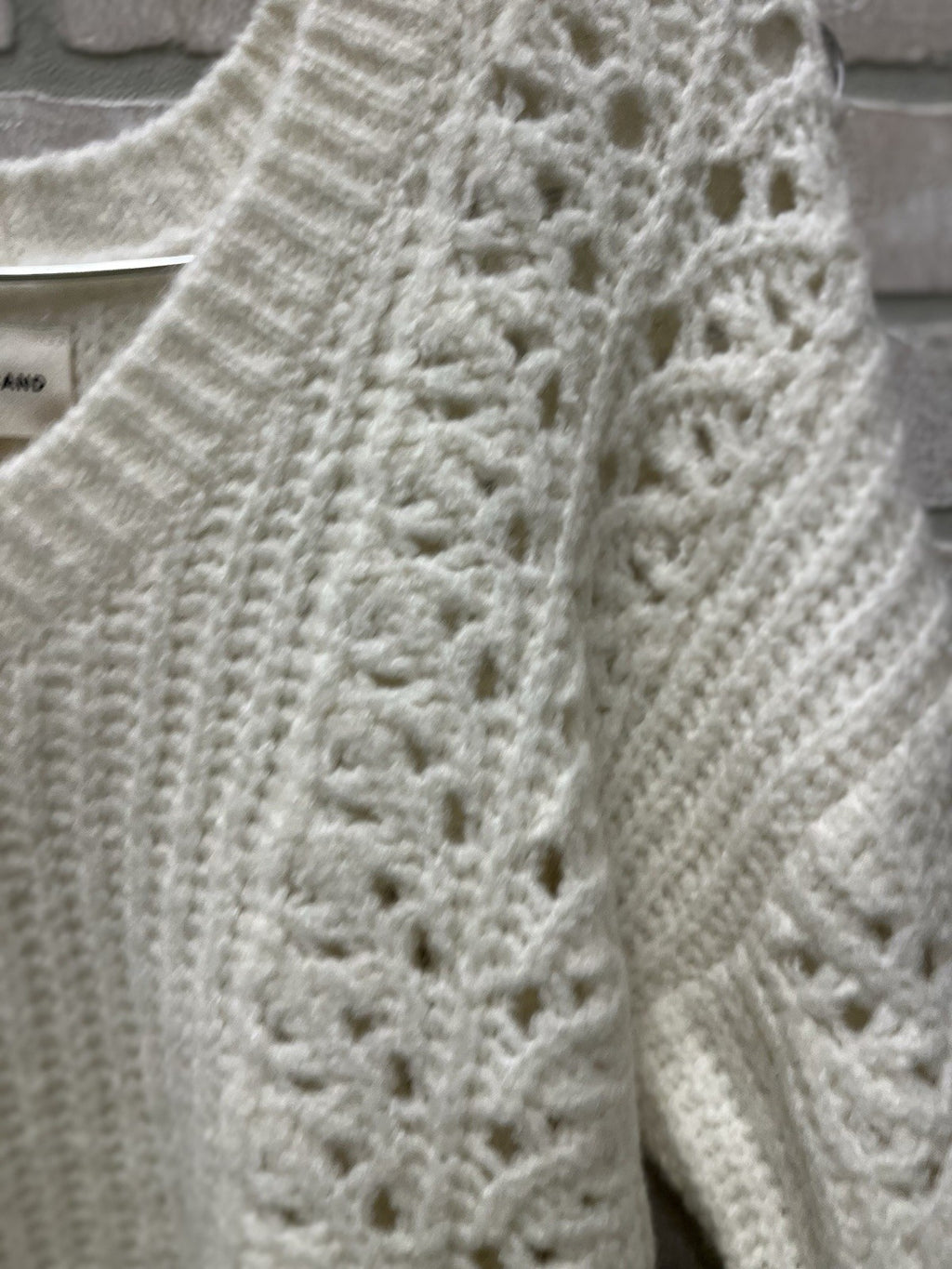 Lucky brand sweater for women Sz L 12/14 White V neck cable net NWT