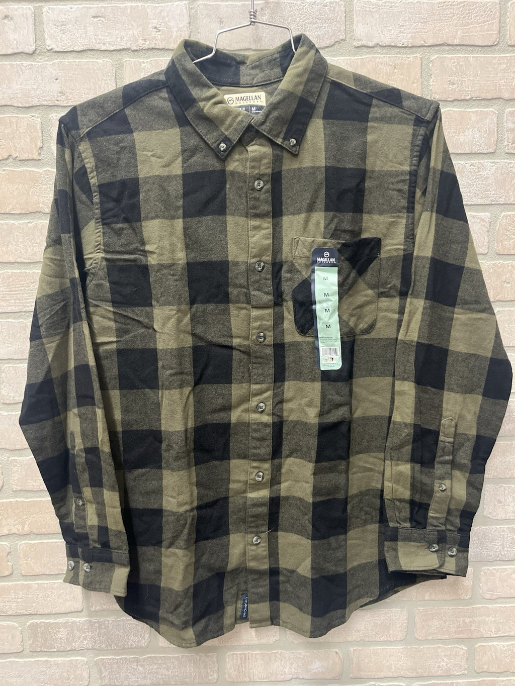 Megellan men’s long sleeve button-down plaid flannel shirt Sz M Lumberjack NWT
