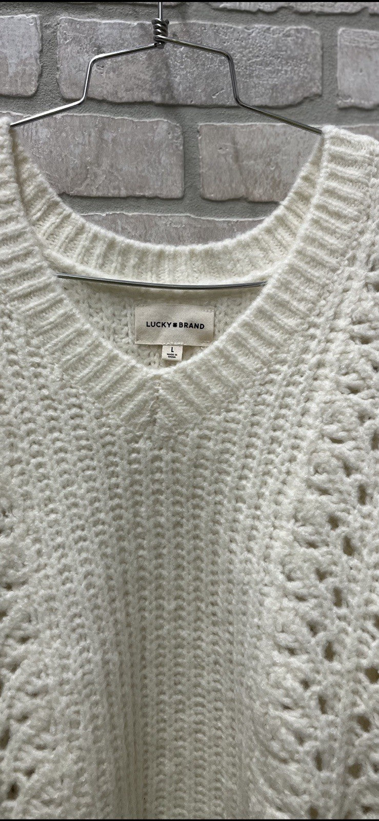 Lucky brand sweater for women Sz L 12/14 White V neck cable net NWT