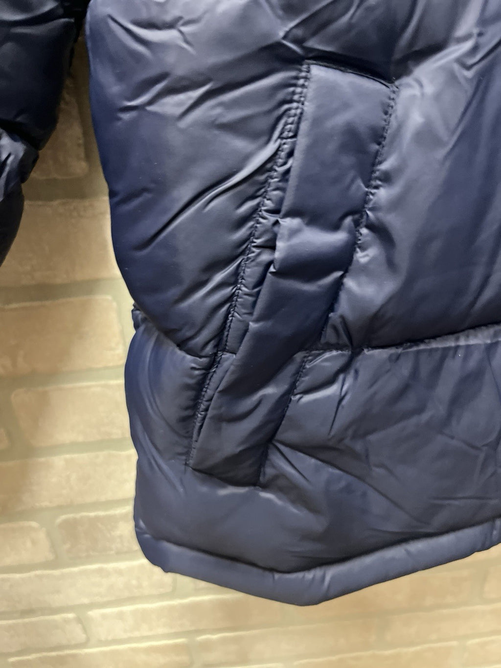 Old Navy Men's Frost-Free Quilted Puffer Jacket Navy Blue Size Large