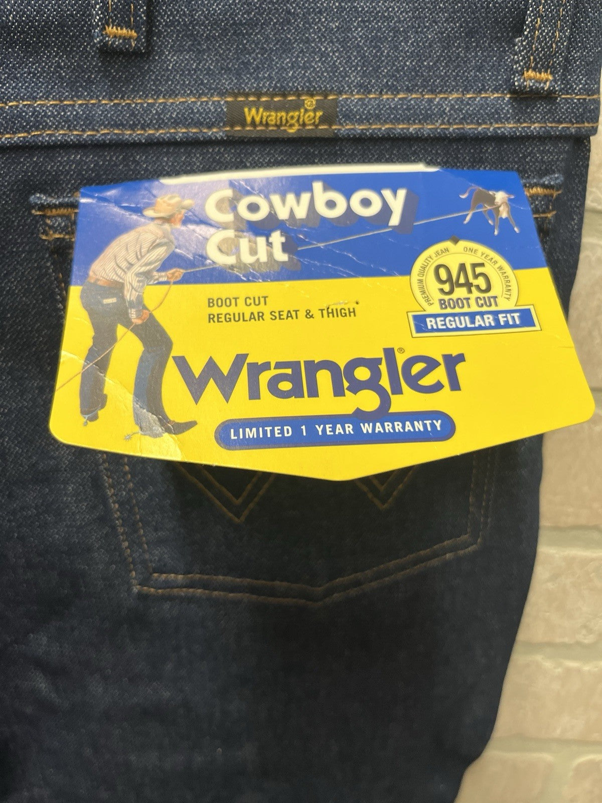 Wrangler men’s cowboy cut denim jeans Sz35/32 Length 44” Boot cut regular fit