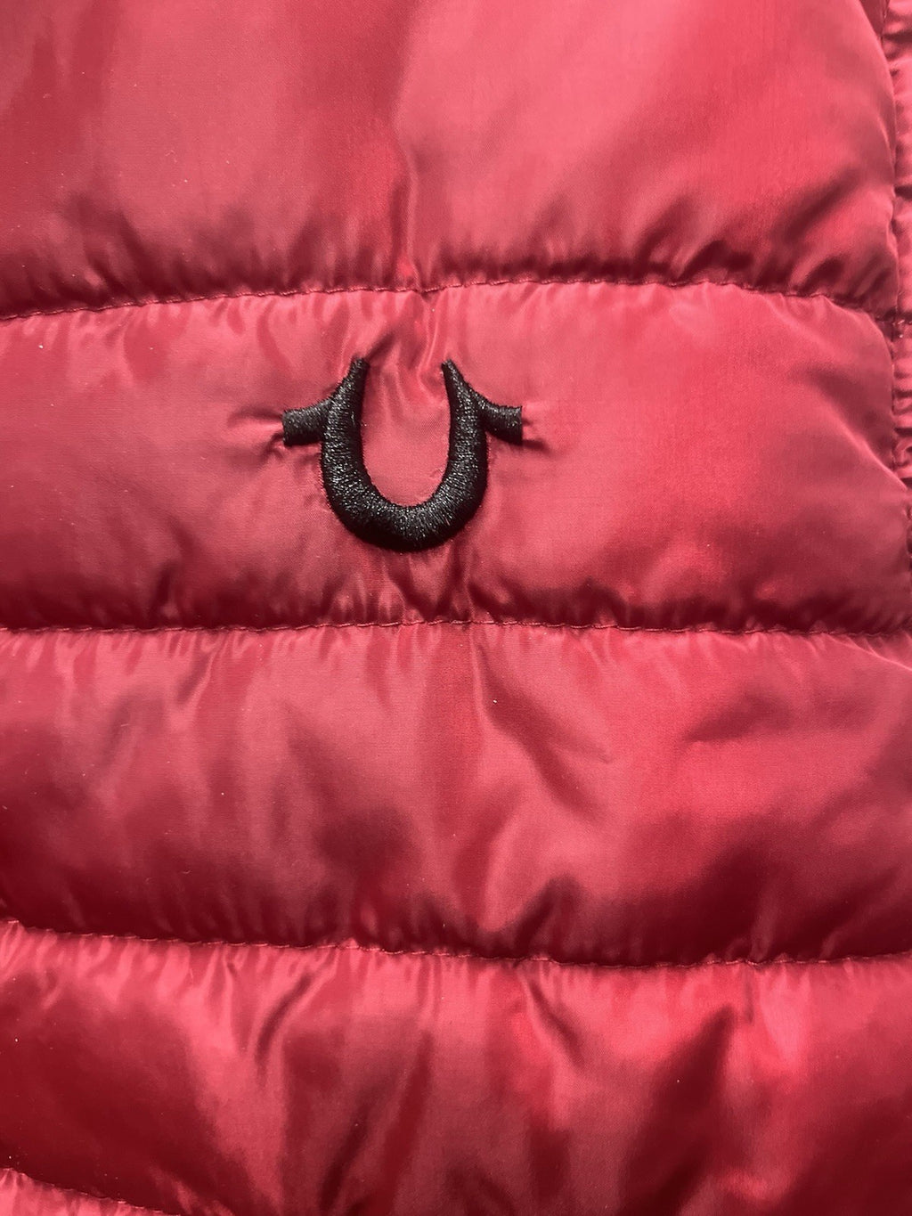 True religion men’s red puffer vest Sz XL full zip estimated with pockets